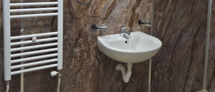 стенни панели за баня или плочки